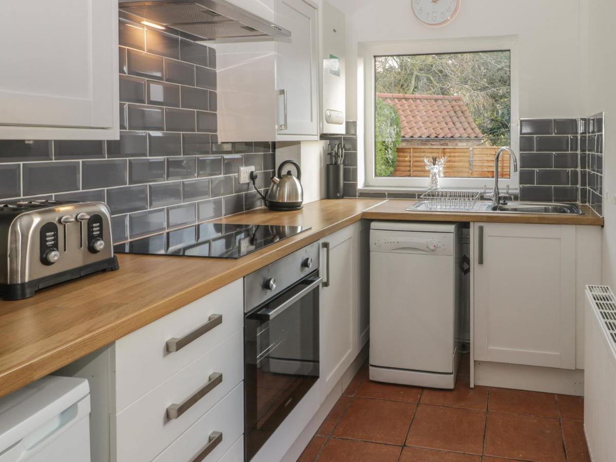 Brinkburn Cottage Scarborough Exterior foto
